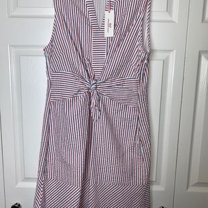 Vineyard vines dress